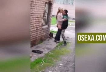 Узбек ебет жену на улице, уз секс публичный